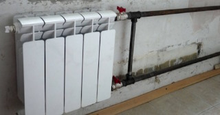 Установка биметаллических радиаторов отопления в квартире в Белорецке - от 2034 руб.
